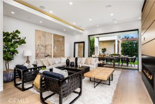 Single Family Residence, 15721 Morrison st, Encino, CA 91436 - 15