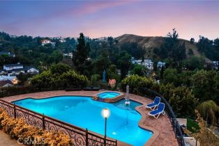 Single Family Residence, 22470 Sueno rd, Woodland Hills, CA 91364 - 35