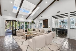 Single Family Residence, 14115 Greenleaf st, Sherman Oaks, CA 91423 - 22