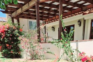 Single Family Residence, 19613 Hiawatha st, Chatsworth, CA 91311 - 2