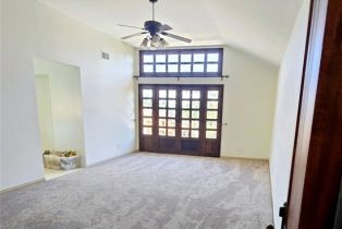 Single Family Residence, 19613 Hiawatha st, Chatsworth, CA 91311 - 5