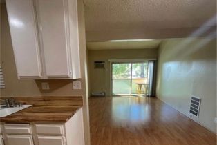 Condominium, 5800 Kanan rd, Agoura Hills, CA 91301 - 4