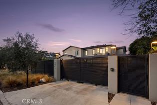 Single Family Residence, 15547 Valley Vista blvd, Encino, CA 91436 - 2