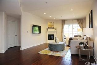 Condominium, 14242 Burbank blvd, Sherman Oaks, CA 91401 - 2