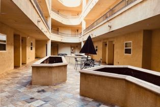 Condominium, 14242 Burbank blvd, Sherman Oaks, CA 91401 - 30