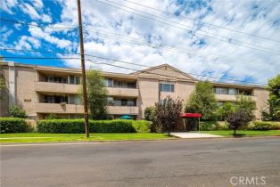Condominium, 4487 Colbath ave, Sherman Oaks, CA 91423 - 3