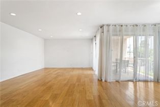 Condominium, 4487 Colbath ave, Sherman Oaks, CA 91423 - 6