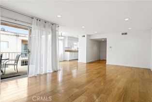Condominium, 4487 Colbath ave, Sherman Oaks, CA 91423 - 7