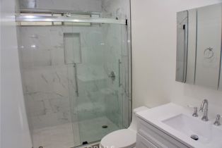 Single Family Residence, 21740 Ulmus dr, Woodland Hills, CA 91364 - 10