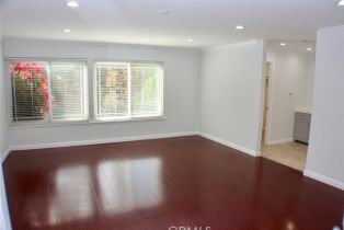Single Family Residence, 21740 Ulmus dr, Woodland Hills, CA 91364 - 11