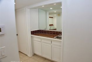 Single Family Residence, 21740 Ulmus dr, Woodland Hills, CA 91364 - 14