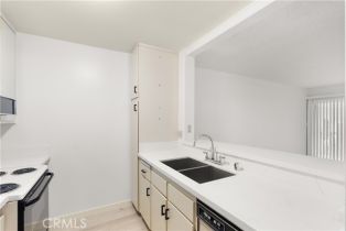 Condominium, 8740 Tuscany ave, Playa Del Rey , CA 90293 - 9