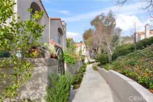Condominium, 22307 Mission cir, Chatsworth, CA 91311 - 2