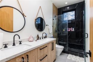 Single Family Residence, 22747 Califa st, Woodland Hills, CA 91367 - 60