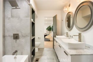 Single Family Residence, 4234 Alhama dr, Woodland Hills, CA 91364 - 23