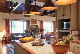 Single Family Residence, 1975 Valley Meadow dr, Oak View, CA 93022 - 2