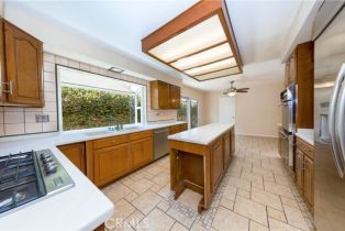 Single Family Residence, 10000 Eton ave, Chatsworth, CA 91311 - 12