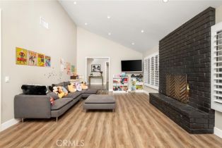 Single Family Residence, 22455 Needles st, Chatsworth, CA 91311 - 19