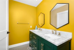 Single Family Residence, 22455 Needles st, Chatsworth, CA 91311 - 47