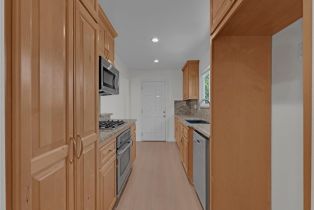 Single Family Residence, 1316 Calle Tulipan, Thousand Oaks, CA 91360 - 15