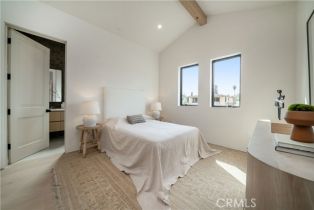 Single Family Residence, 5454 Buffalo ave, Sherman Oaks, CA 91401 - 59