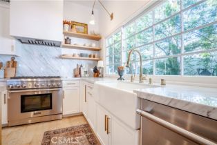 Single Family Residence, 5910 Pat ave, Woodland Hills, CA 91367 - 10