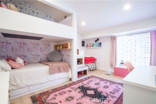 Single Family Residence, 5910 Pat ave, Woodland Hills, CA 91367 - 25