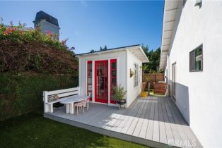 Single Family Residence, 5910 Pat ave, Woodland Hills, CA 91367 - 48