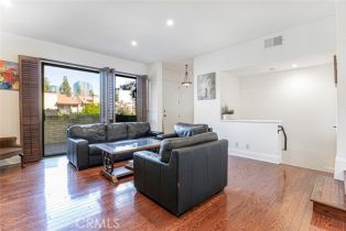 Condominium, 21801 Burbank blvd, Woodland Hills, CA 91367 - 7