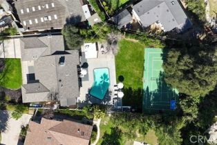 Single Family Residence, 6164 Fenwood ave, Woodland Hills, CA 91367 - 4