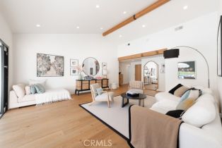 Single Family Residence, 6164 Fenwood ave, Woodland Hills, CA 91367 - 9