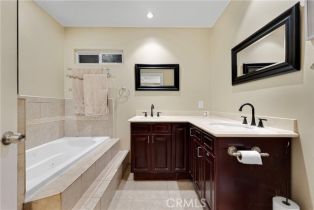 Single Family Residence, 6159 Debs ave, Woodland Hills, CA 91367 - 13