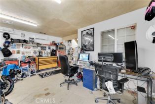 Single Family Residence, 6159 Debs ave, Woodland Hills, CA 91367 - 48