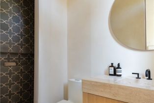 Single Family Residence, 5824 Manton ave, Woodland Hills, CA 91367 - 34