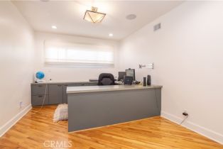 Single Family Residence, 11129 White Oak ave, Granada Hills, CA 91344 - 15