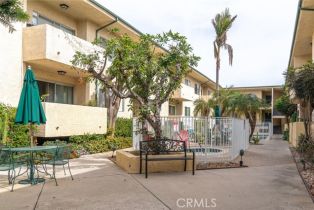 Condominium, 5328 Newcastle ave, Encino, CA 91316 - 14