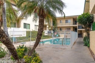Condominium, 5328 Newcastle ave, Encino, CA 91316 - 16