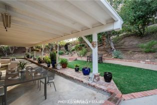 Single Family Residence, 11075 Oso ave, Chatsworth, CA 91311 - 22