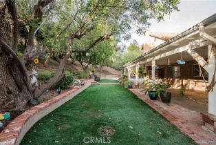 Single Family Residence, 11075 Oso ave, Chatsworth, CA 91311 - 23