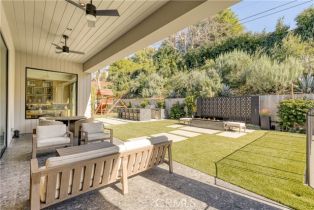 Single Family Residence, 4050 Contera rd, Encino, CA 91436 - 40