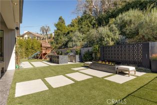 Single Family Residence, 4050 Contera rd, Encino, CA 91436 - 45