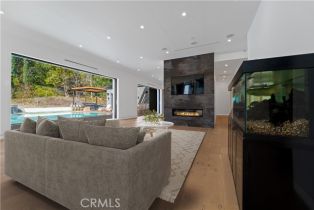 Single Family Residence, 4653 Vanalden ave, Tarzana, CA 91356 - 15