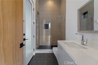 Single Family Residence, 4653 Vanalden ave, Tarzana, CA 91356 - 39