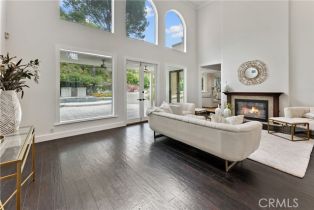 Single Family Residence, 25605 Queenscliff ct, Calabasas, CA 91302 - 2