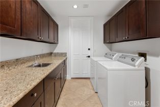 Single Family Residence, 25605 Queenscliff ct, Calabasas, CA 91302 - 23