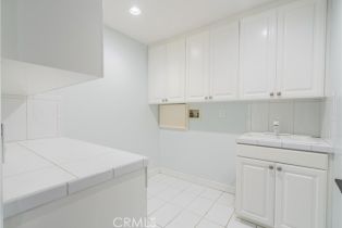 Single Family Residence, 11411 Decente ct, Studio City, CA 91604 - 38