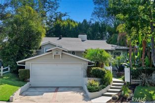 Single Family Residence, 4816 Atoll ave, Sherman Oaks, CA 91423 - 4
