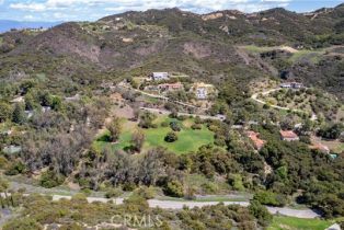 , 24415 Mulholland hwy, Calabasas, CA 91302 - 10