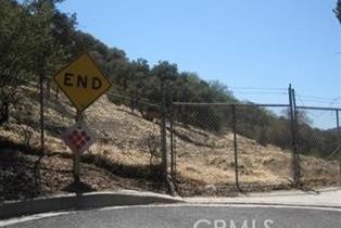 , 22800 Mulholland, Calabasas, CA 91302 - 8