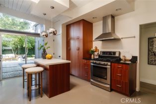 Single Family Residence, 13233 Addison st, Sherman Oaks, CA 91423 - 13